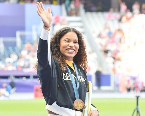 Yemisi Ogunleye als Deutschlands "Sportsoldatin des Jahres" 2024 ausgezeichnet