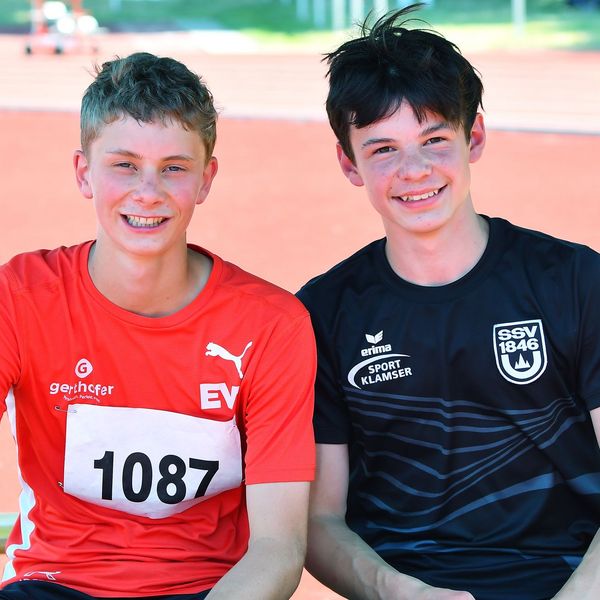 Benjamin Schwinn (SSV Ulm 1846) und Lasse Henrik Prestel (LG Filstal)