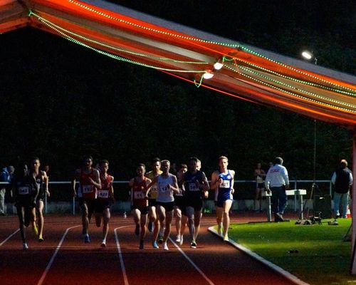 Lange Laufnacht: Schnelle Zeiten in Karlsruhe