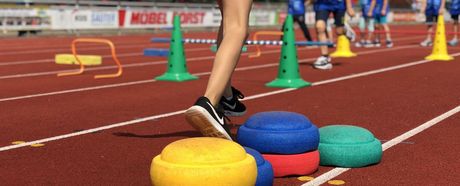 Großer Projektstart: "Grundschule trifft Kinderleichtathletik" ist auf Tour