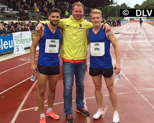 Tim Nowak und Manuel Eitel mit Trainer Sebastian Hallmann